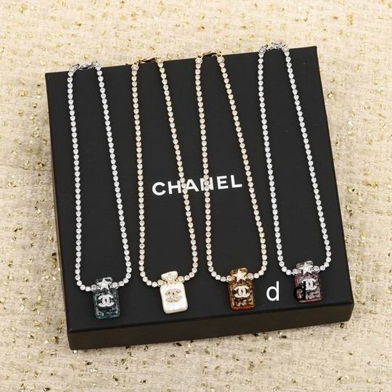 Chanel Necklaces 139